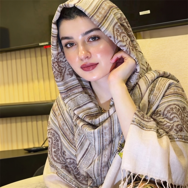 Vintage Paisley Print Hijab Fa - огляд і ціна Vintage Fashion Women