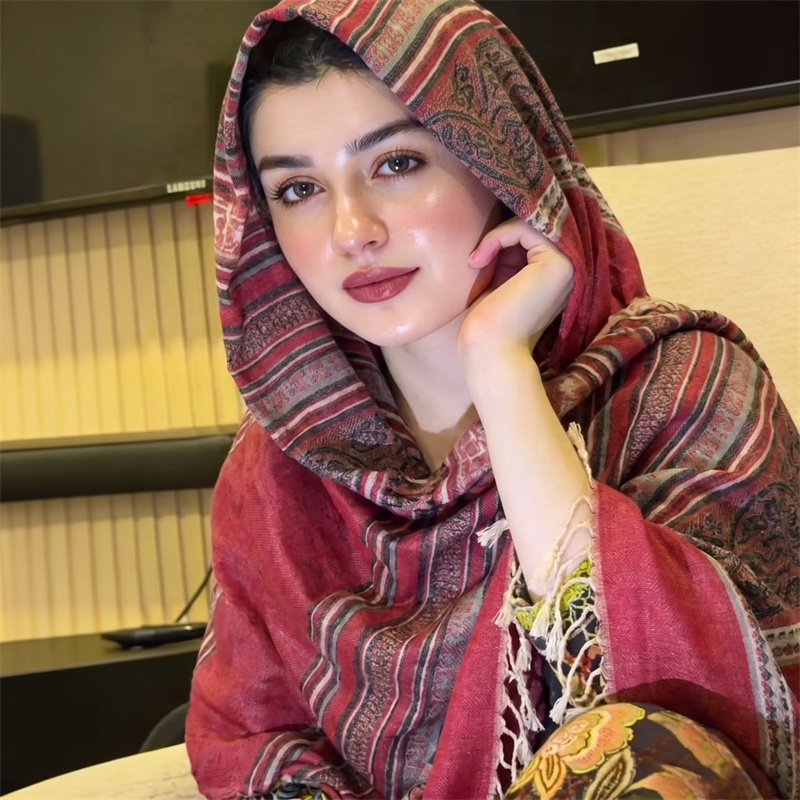 Vintage Paisley Print Hijab Fa - огляд і ціна Vintage Fashion Women