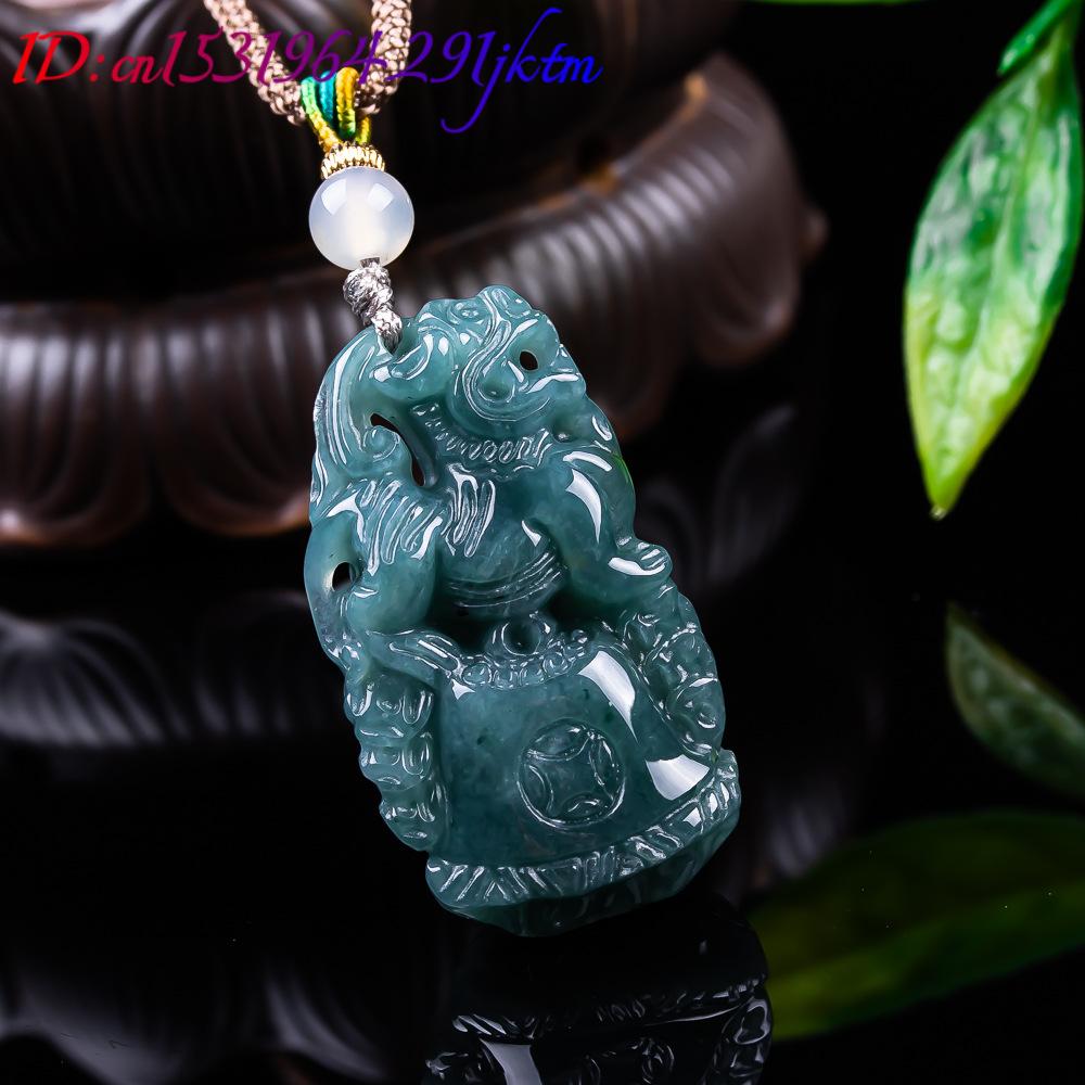 Burmese Jadeite Pixiu Pendant  - огляд і ціна Vintage Fashion