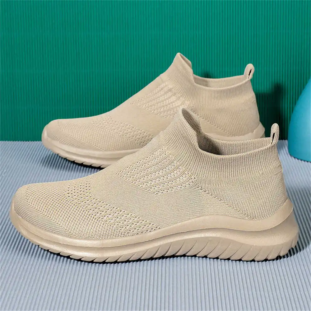 Beige Soft New Novelty Tennis  - огляд і ціна Vintage Fashion Reseller