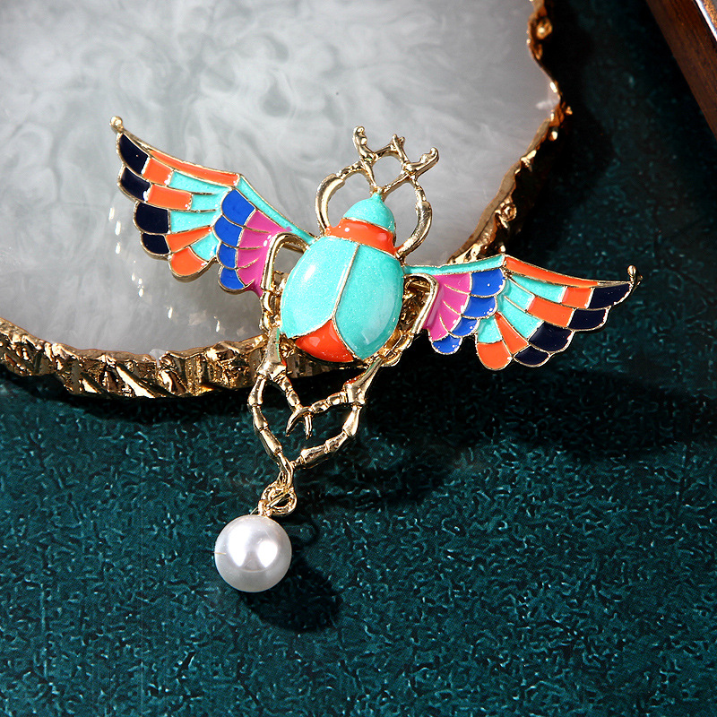 Winged Scarab Brooch Colorful  - огляд і ціна Vintage Fashion Revival